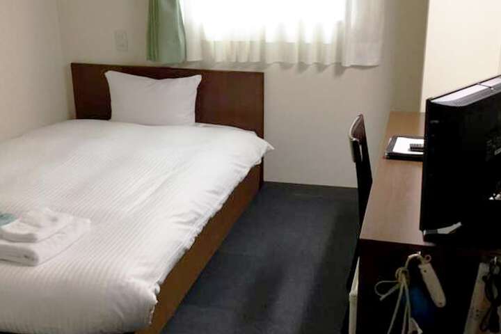 Room 6 of 22