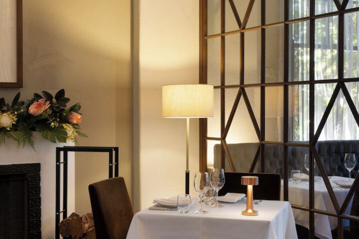 Dining 68 of 89