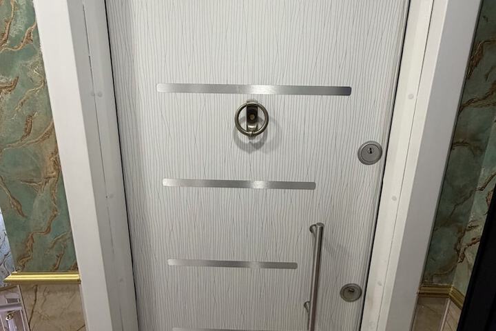 Room 57 of 105