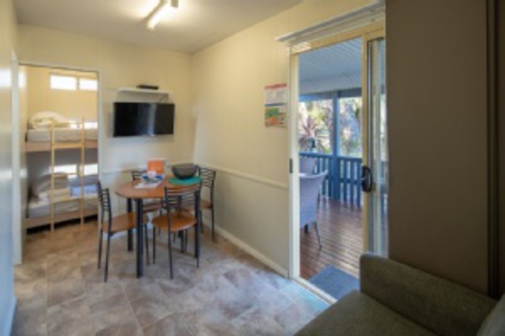 Room 260 of 792