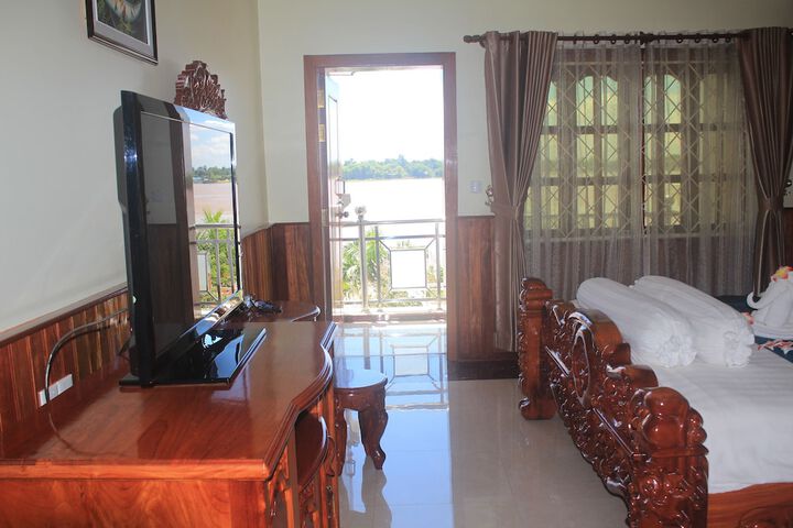 Room 44 of 63