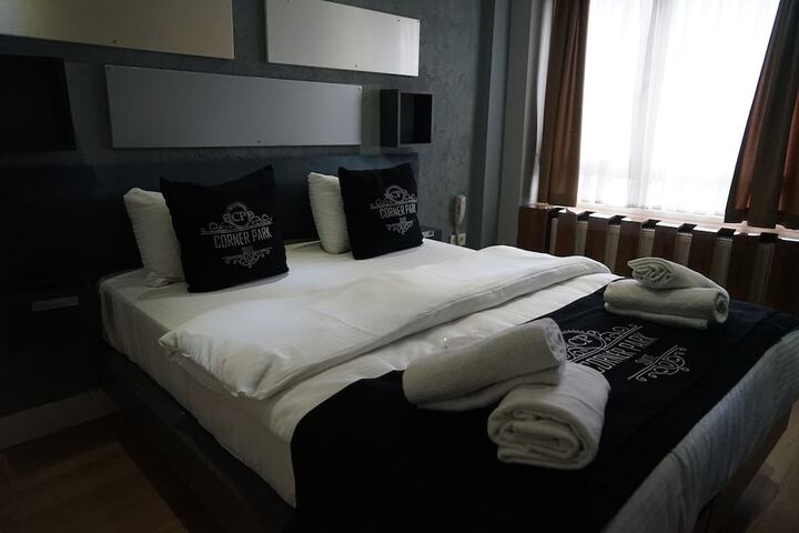 Room 35 of 85