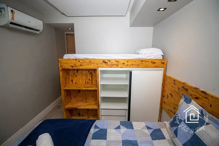 Room 4 of 14