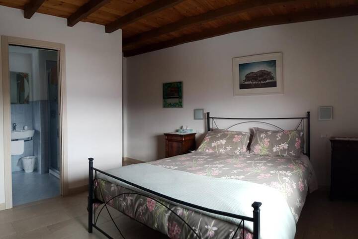 Room 15 of 50