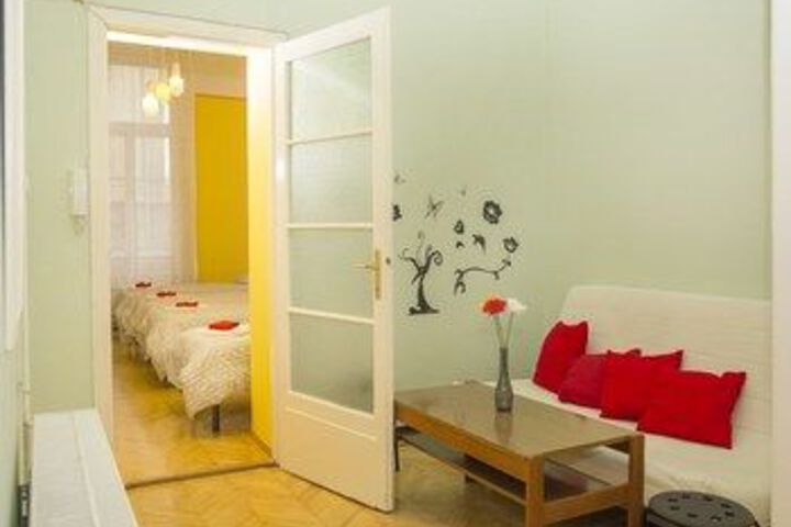 Room 298 of 322