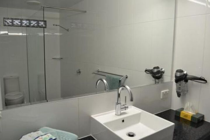 Room 7 of 20