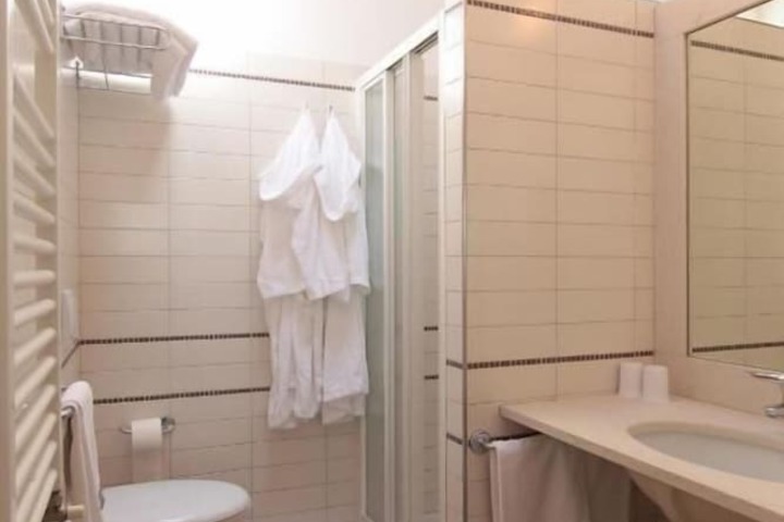 Bathroom Interior Photo