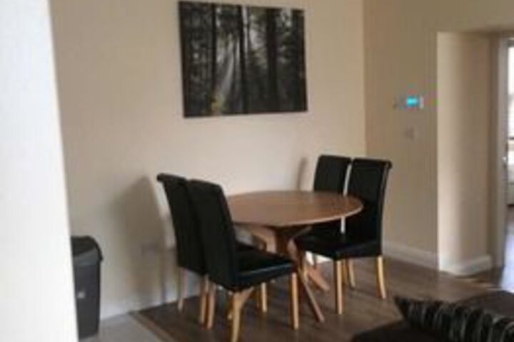 Room 9 of 32