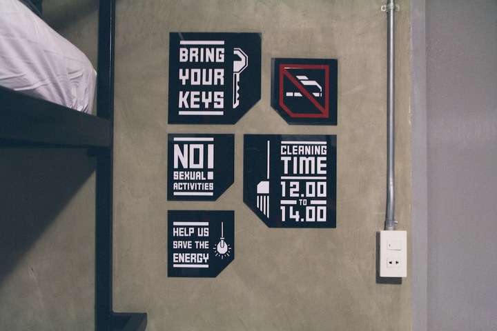 Room 7 of 60