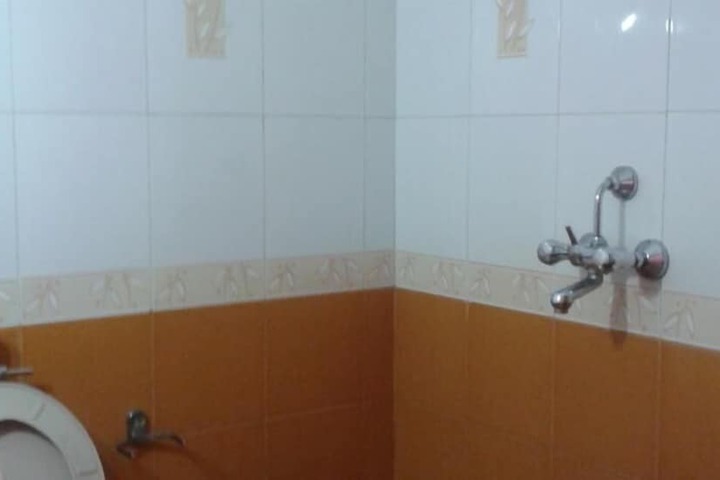 Room 20 of 27