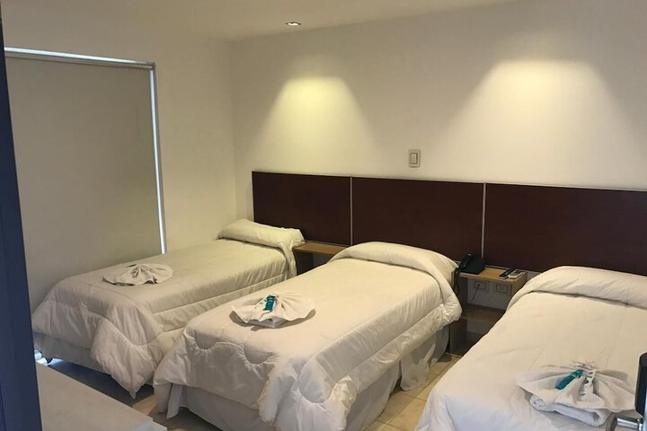 Room 11 of 20