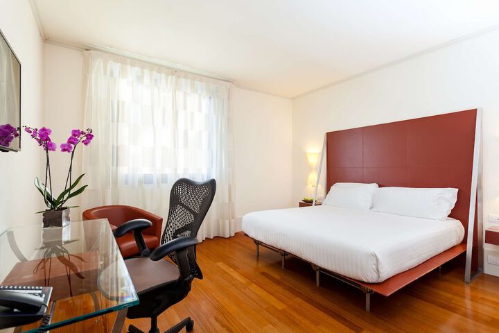 Room 18 of 53