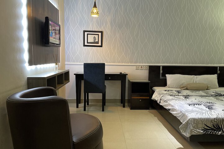 Room 148 of 288