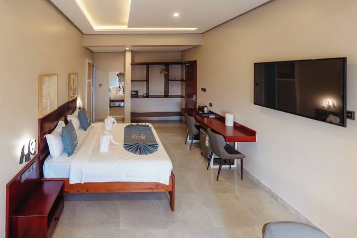 Room 16 of 35