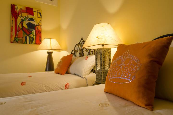 Room 12 of 14