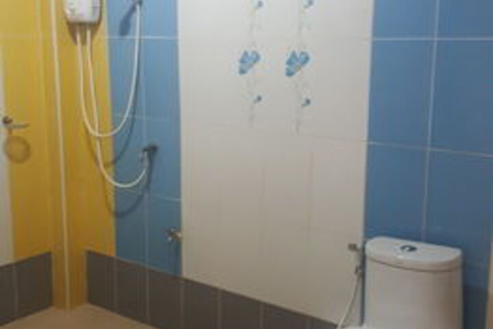 Room 4 of 35