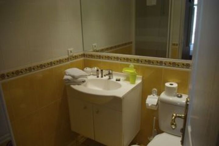Room 5 of 22