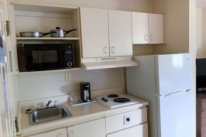 Private kitchenette