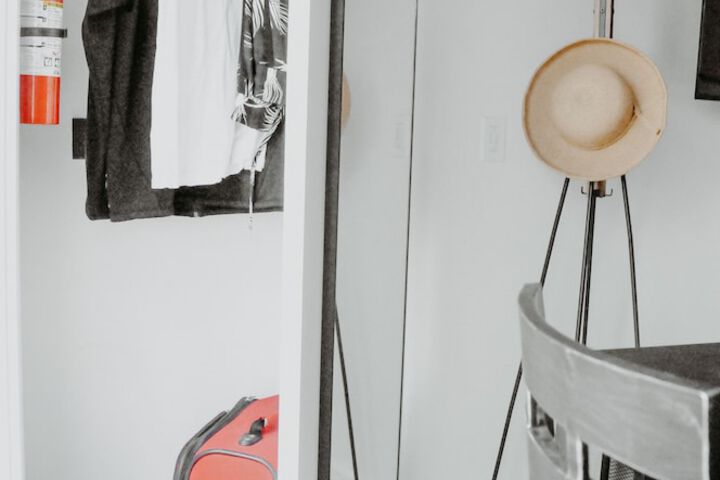 Room 20 of 230