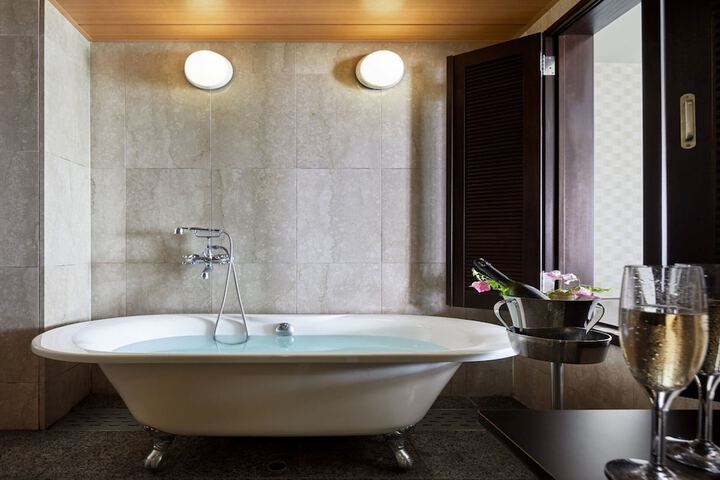 Bathroom Interior Photo
