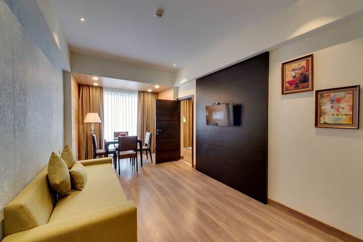 Room 12 of 39
