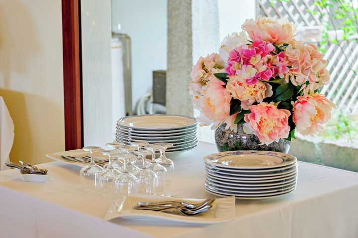 Dining 60 of 71