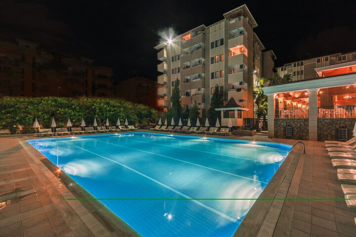 Pool 9 of 47