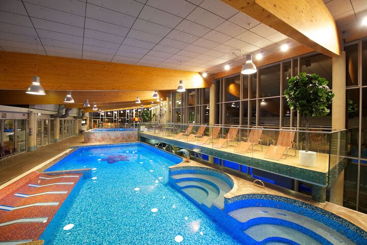Pool 28 of 56