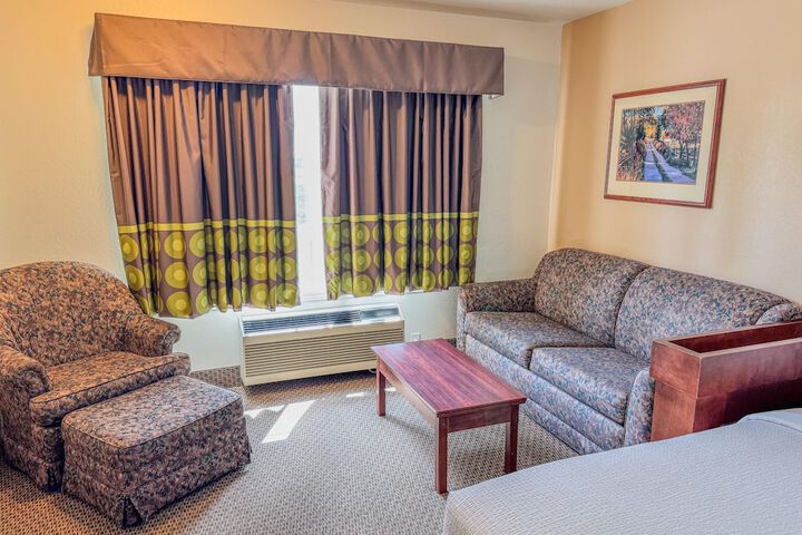 Room 7 of 25