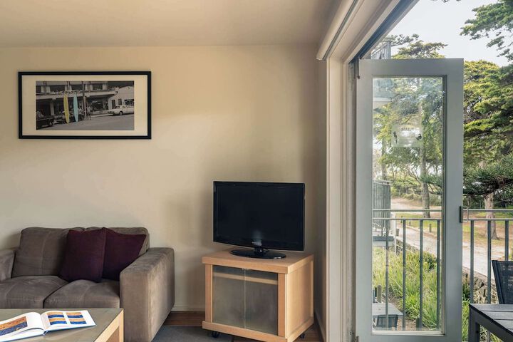 Room 35 of 106