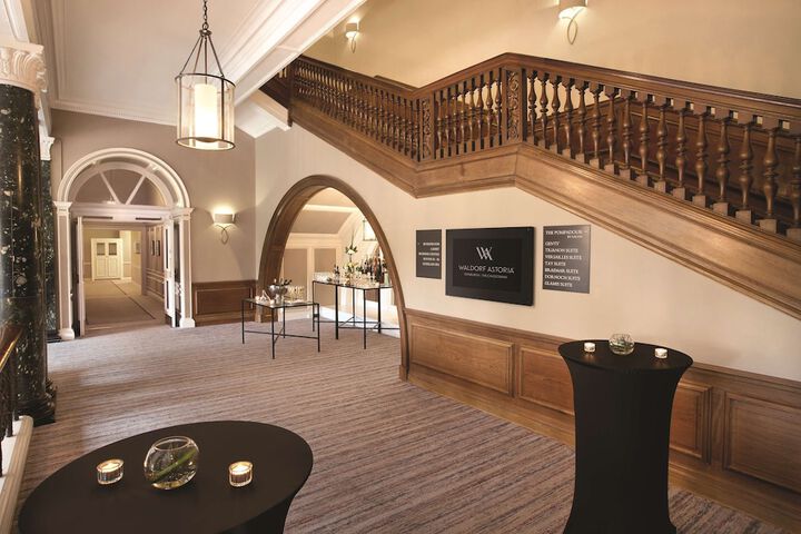 Guest Lobby