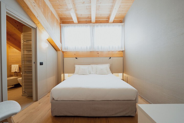 Room 18 of 57