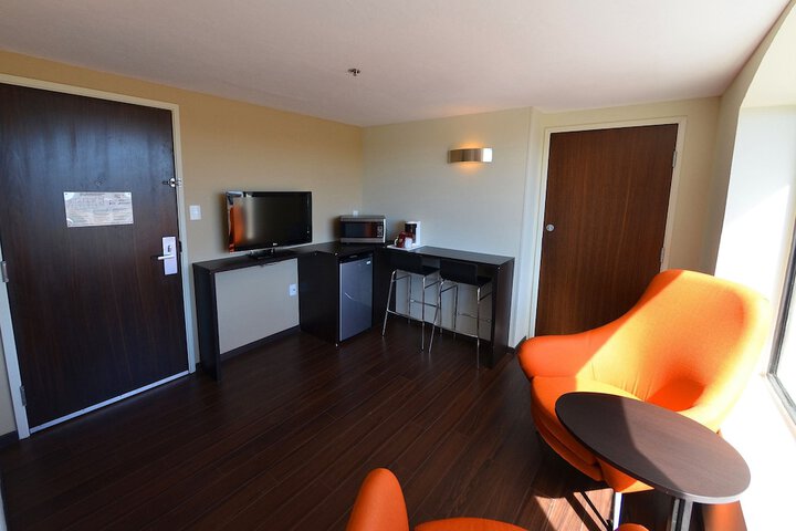 Room 12 of 81
