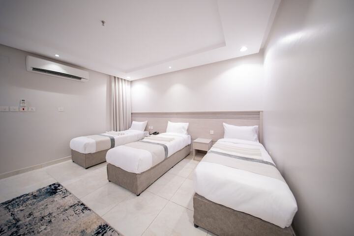 Room 40 of 64