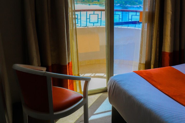 Room 12 of 57