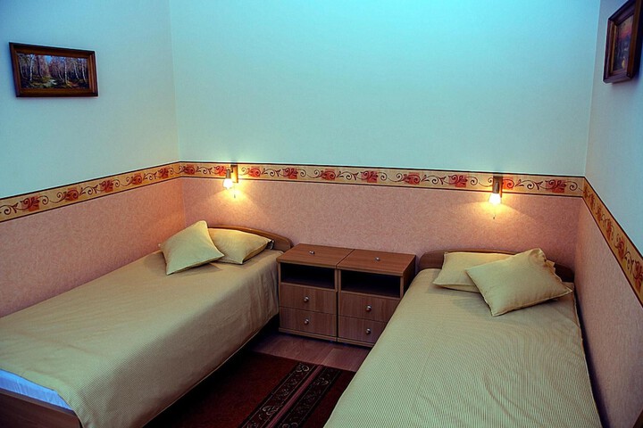 Room 9 of 47