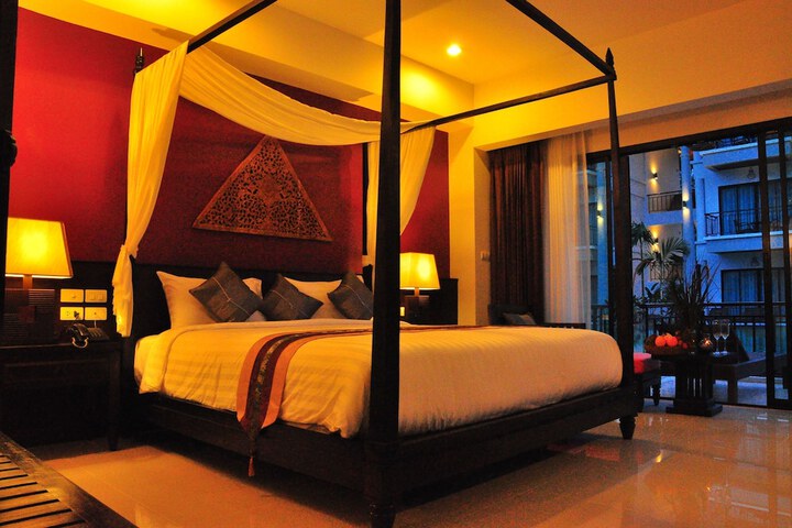Room 5 of 65