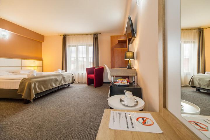 Room 26 of 50