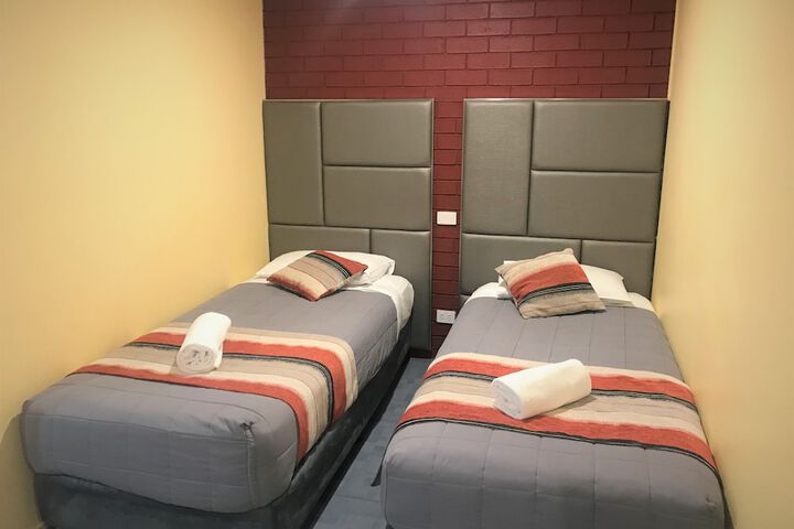 Room 20 of 99
