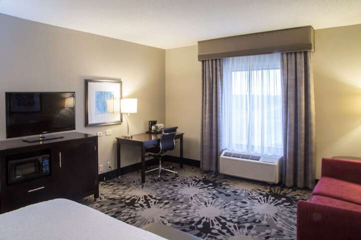 1 King Bed (14 of 24)