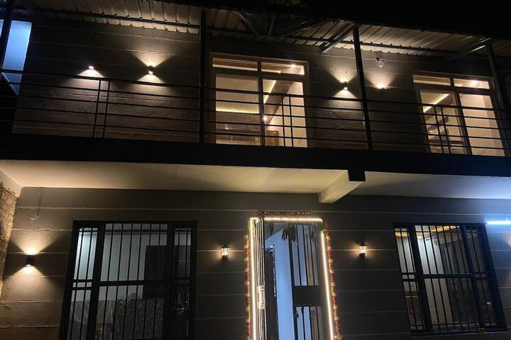 Hotel 5 of 6