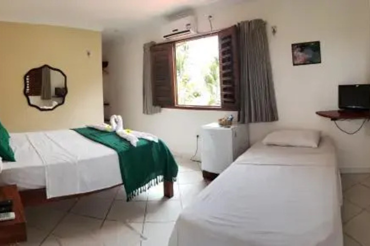 Room 4 of 14