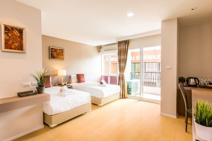 Room 16 of 110