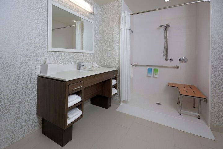 Bathroom shower