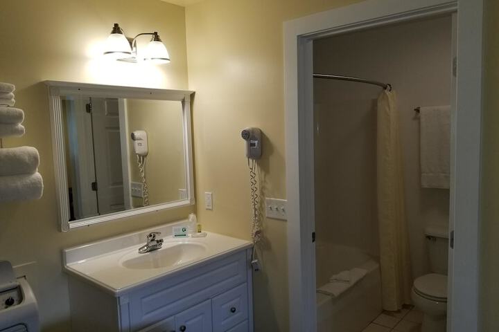 Room 34 of 52