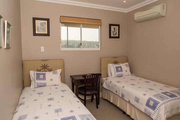 Room 7 of 35