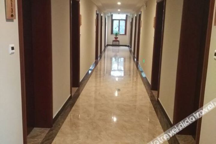 Hotel Interior 12 of 18