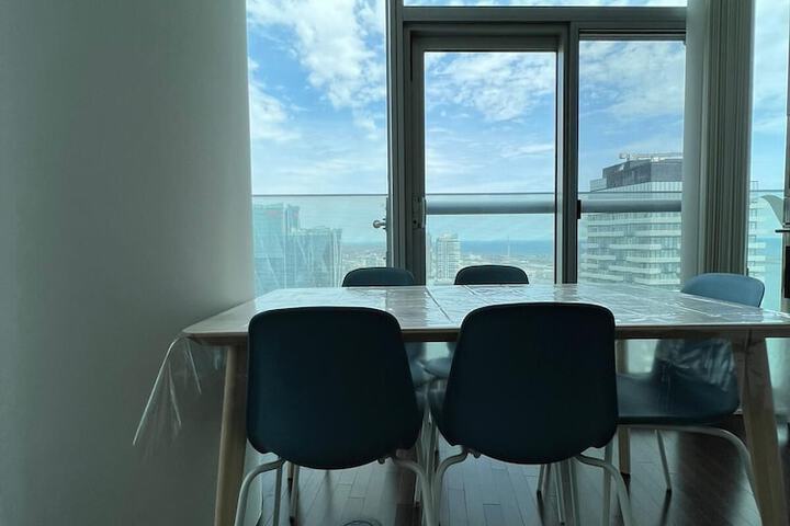 Room 54 of 90