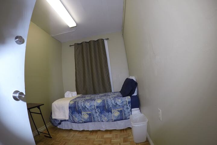 Room 17 of 58