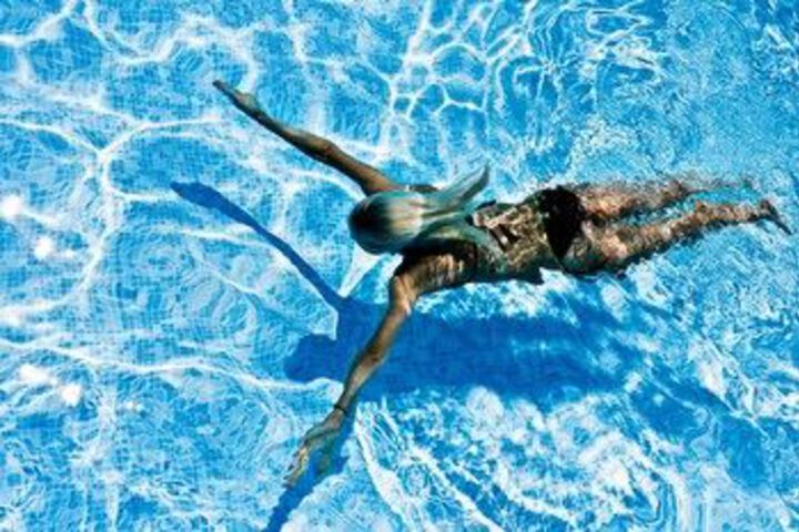Hotel Pool